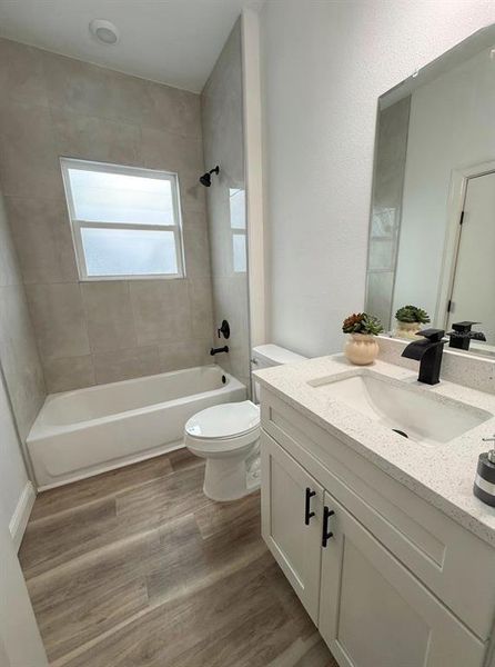 Furnished interior view inside a new home in , Port Charlotte (Image 3).