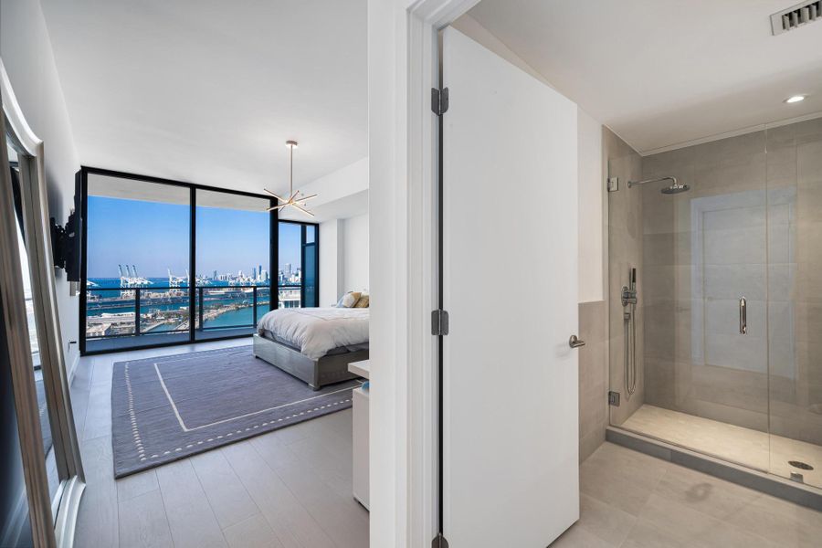 Furnished interior view inside a new home in , Miami Beach (Image 4).