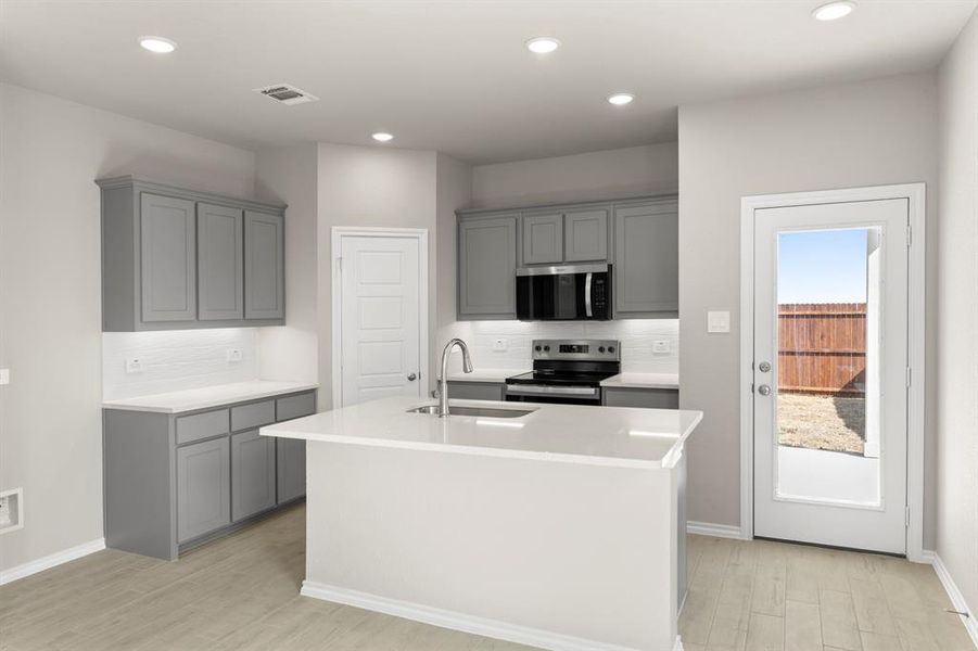 15. 8224 Kingfisher - Kitchen (2)