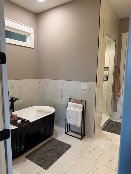 Furnished interior view inside a new home in , Dawsonville (Image 11).