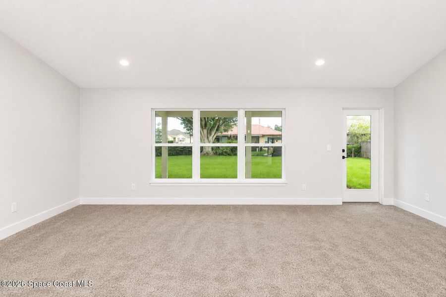 Spacious, unfurnished interior of a new home in Palm Bay, Palm Bay (Image 9).