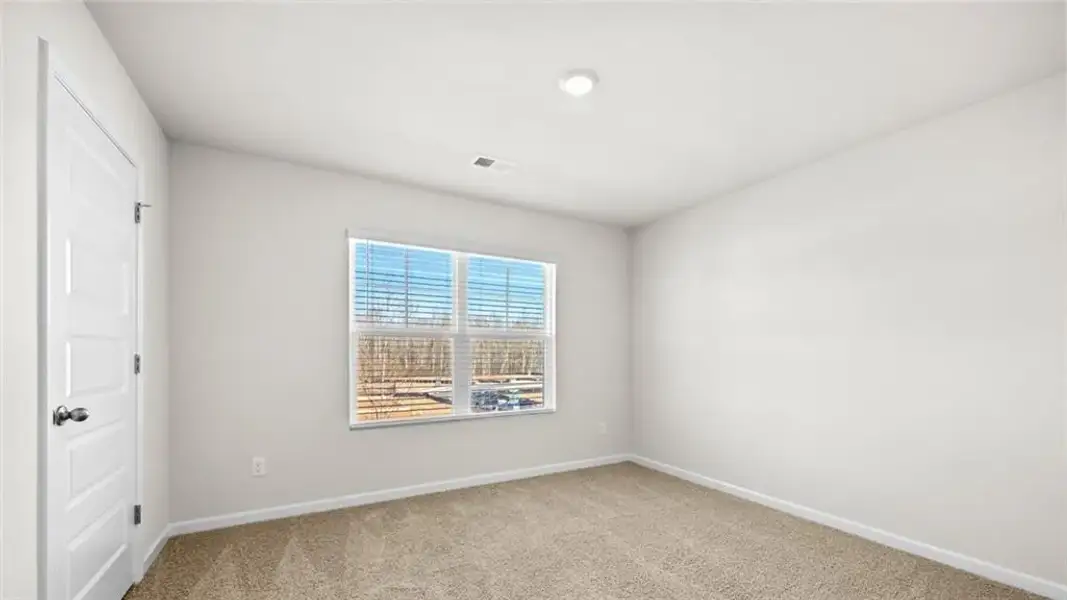 Spacious, unfurnished interior of a new home in Poplar Preserve, Newnan (Image 19). Spacious, unfurnished interior of a new home in Poplar Preserve, Newnan (Image 19).