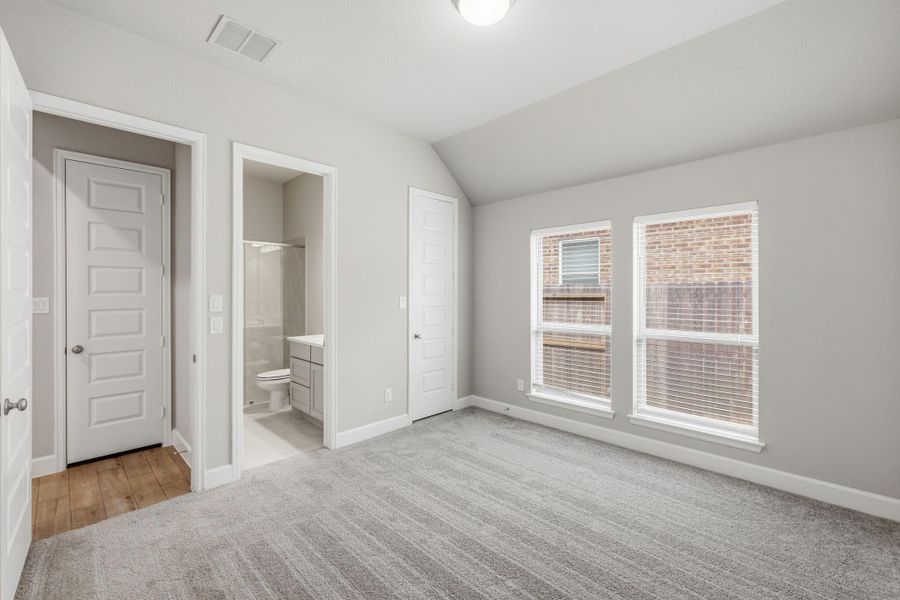 Secondary Bedroom 1 with En Suite Bathroom