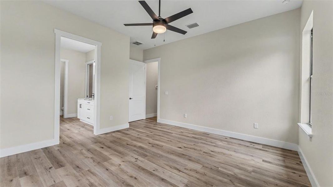 Spacious, unfurnished interior of a new home in , Bartow (Image 40). Spacious, unfurnished interior of a new home in , Bartow (Image 40).