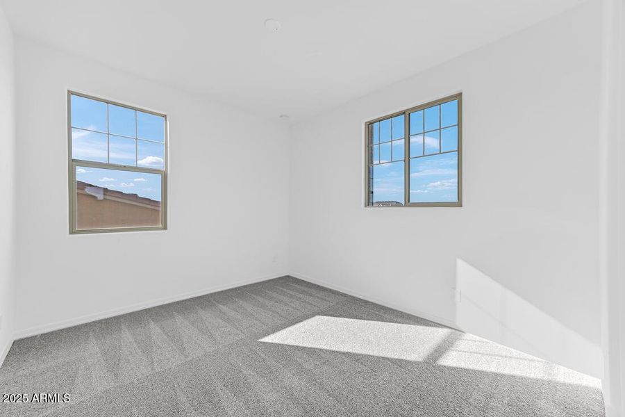 10205 W WELDON Avenue - Ready Now!