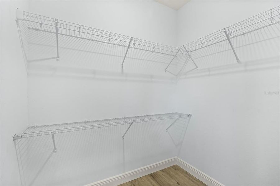 Spacious, unfurnished interior of a new home in , Orange City (Image 11).