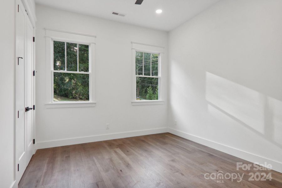 Spacious, unfurnished interior of a new home in , Hendersonville (Image 8).