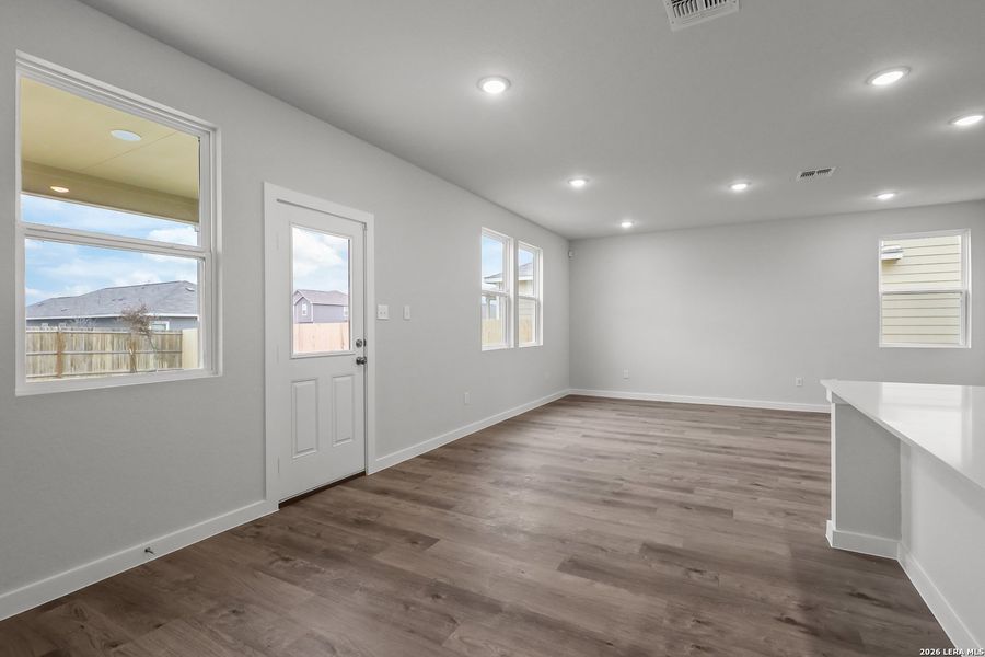 Spacious, unfurnished interior of a new home in Millican Grove, San Antonio (Image 25). Spacious, unfurnished interior of a new home in Millican Grove, San Antonio (Image 25).