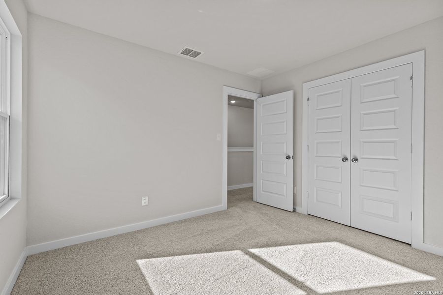 Spacious, unfurnished interior of a new home in Mesa Vista, San Antonio (Image 12). Spacious, unfurnished interior of a new home in Mesa Vista, San Antonio (Image 12).