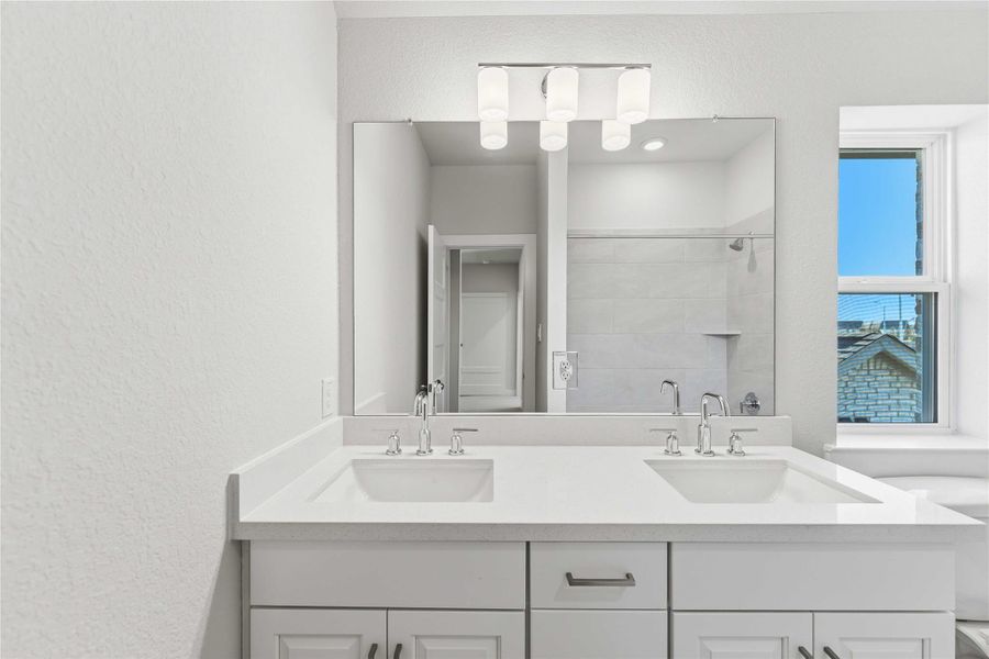 Image 39 of a home in Valencia. Image 39 of a home in Valencia.