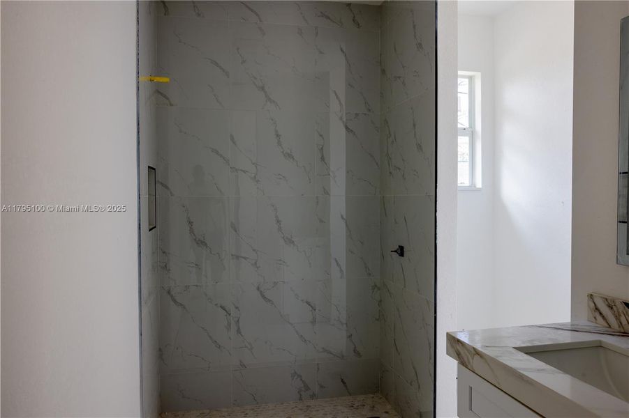 Image 25 of a home in .