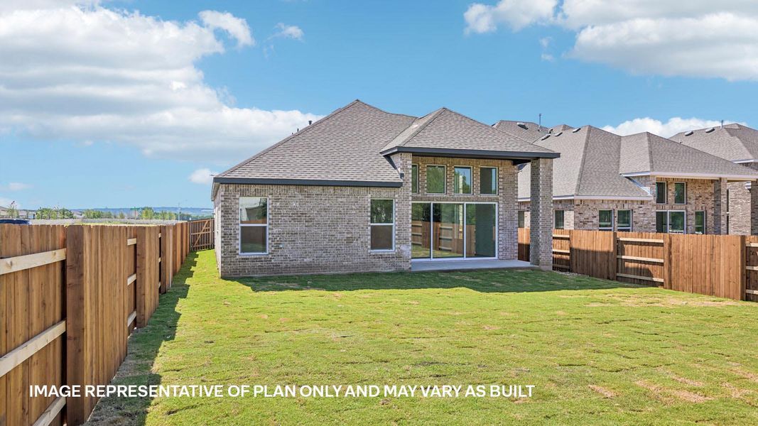 Representative exterior details of a home built from the The Edinburg by D.R. Horton in The Enclave at Bar W Ranch, Leander (Image 24).