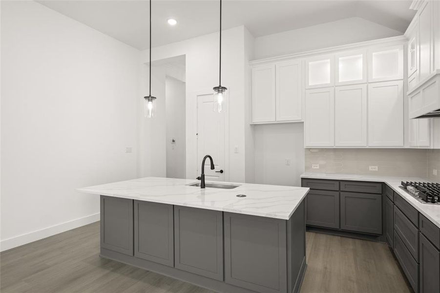 2211 Pelican- Kitchen-3 2211 Pelican- Kitchen-3