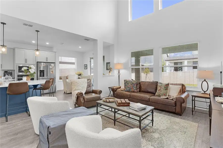Furnished interior view inside a new home in , Clermont (Image 18).