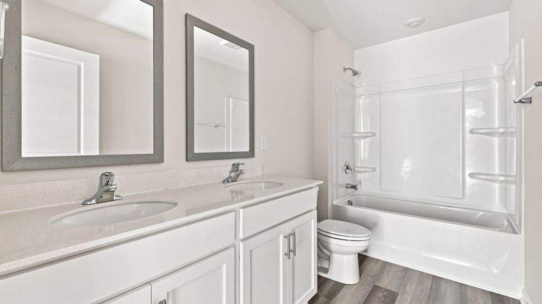 Furnished interior view inside a new home in Harrier Point, Woodruff (Image 11).