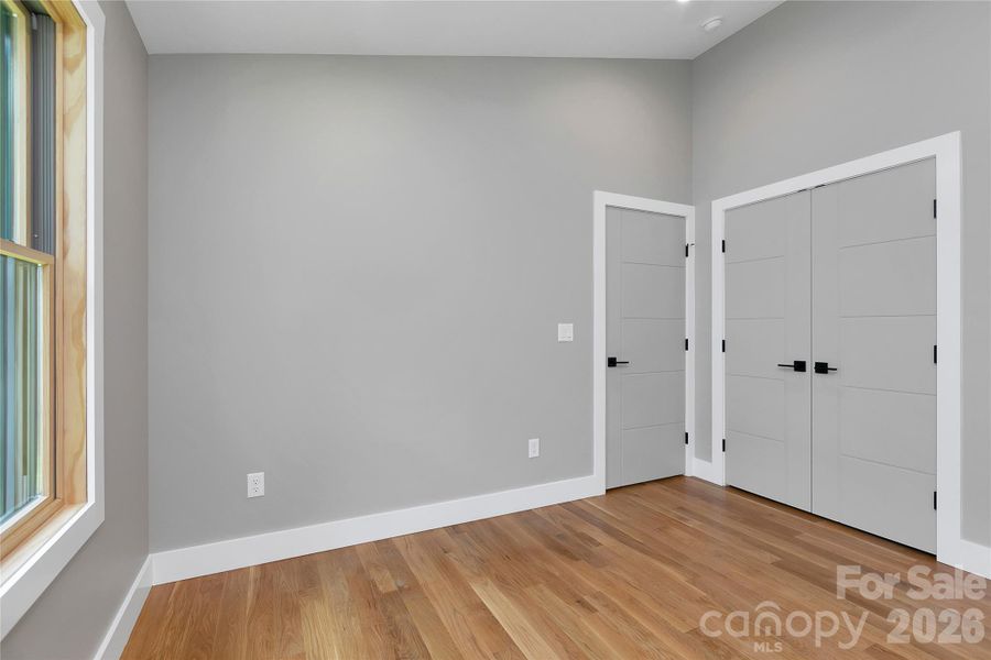Spacious, unfurnished interior of a new home in , Brevard (Image 35).