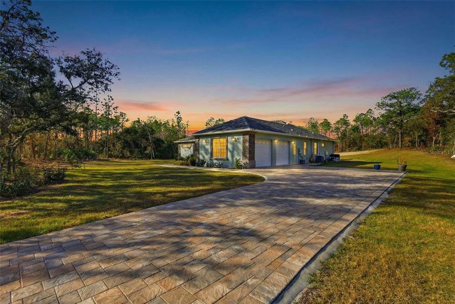 Image 59 of a home in .