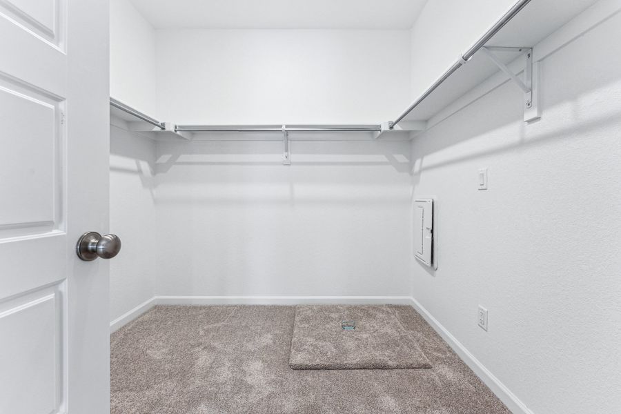 Representative unfurnished interior of a home built from the Bailey by Taylor Morrison in Trailstone Town Collection, Arvada (Image 18).