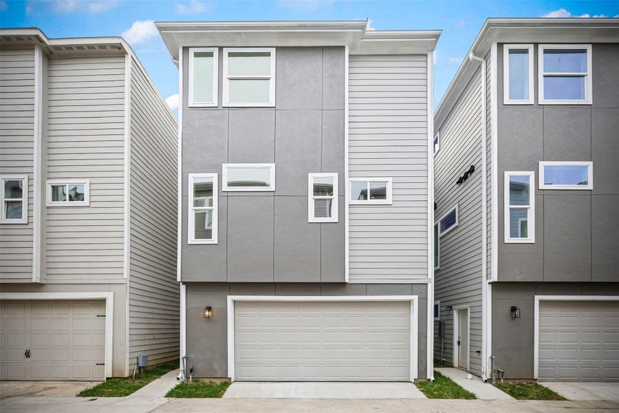Back view of the townhome