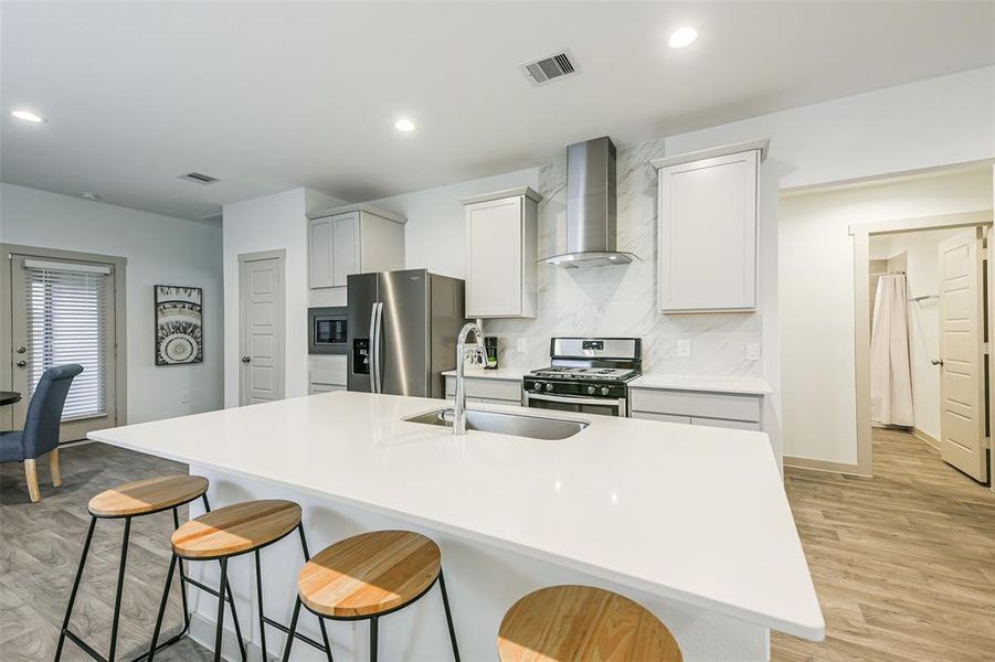 Image 17 of a home in City Gate.