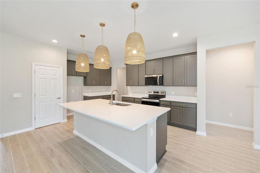 Furnished interior view inside a new home in Evergreen Estates, Ocala (Image 10).