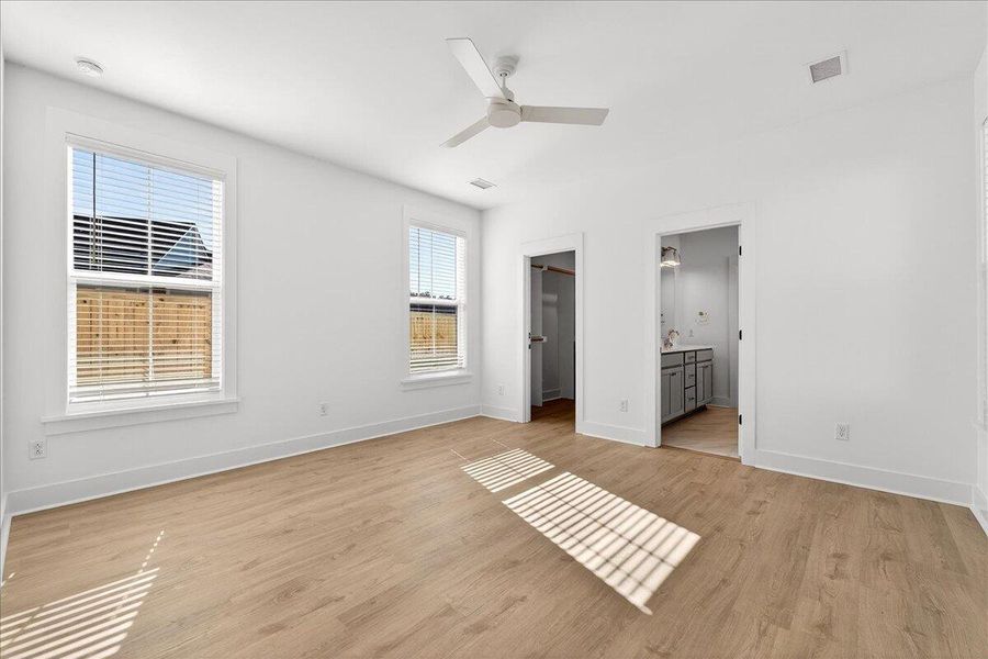 Spacious, unfurnished interior of a new home in , Summerville (Image 19).