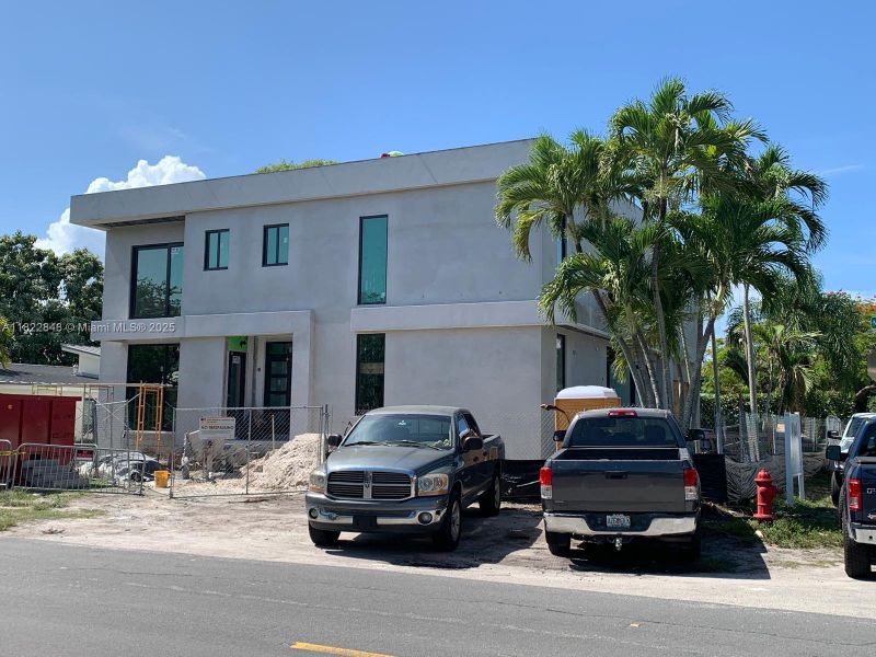 In-progress construction of a new home in , Fort Lauderdale, FL (Image 27).