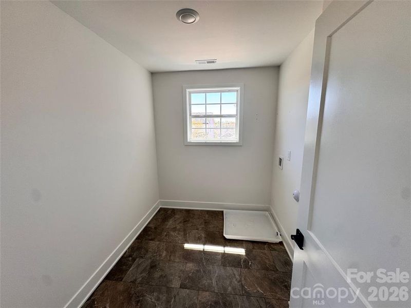 Spacious, unfurnished interior of a new home in Village at Parkside, Gastonia (Image 15).