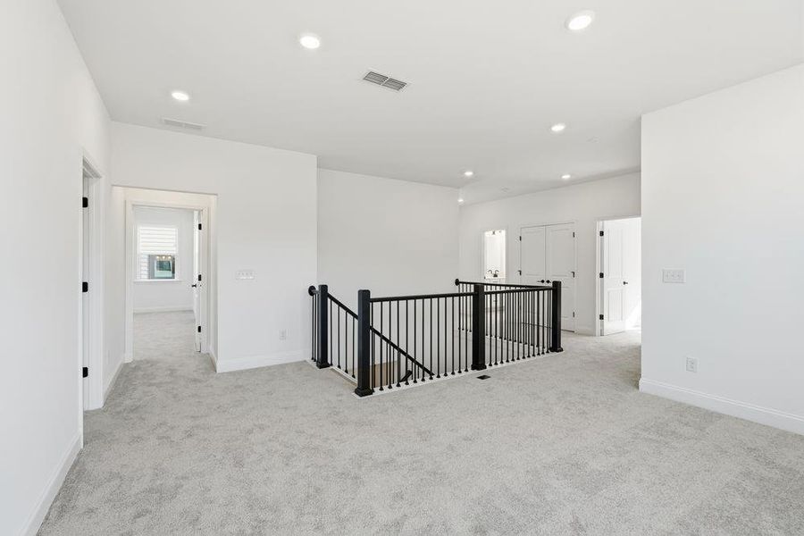 Spacious, unfurnished interior of a new home in Reserve at Hickory Walk, Kennesaw (Image 31). Spacious, unfurnished interior of a new home in Reserve at Hickory Walk, Kennesaw (Image 31).