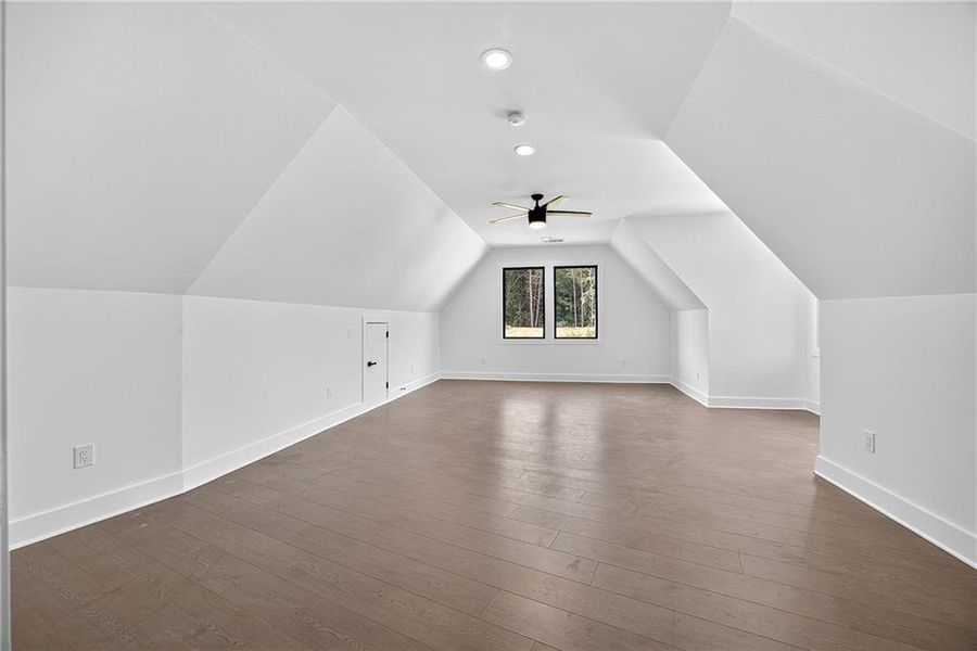 Spacious, unfurnished interior of a new home in , Auburn (Image 37).