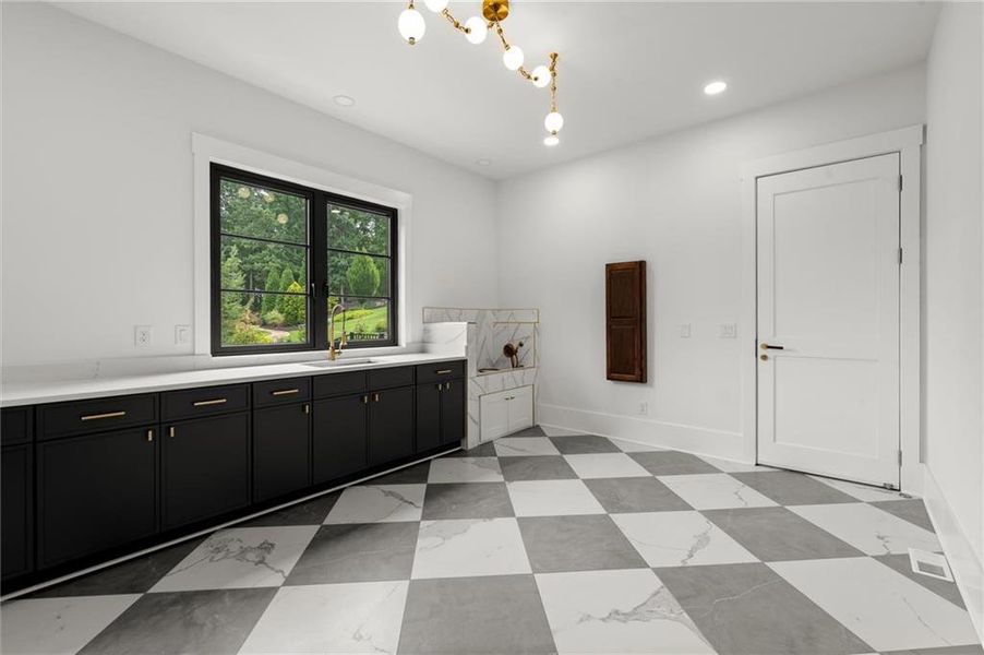 Furnished interior view inside a new home in , Alpharetta (Image 69).
