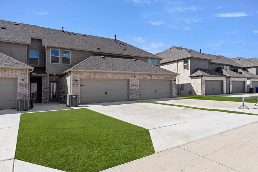 Front exterior of a new home in Creekshaw, Royse City, TX, highlighting curb appeal (Image 28).