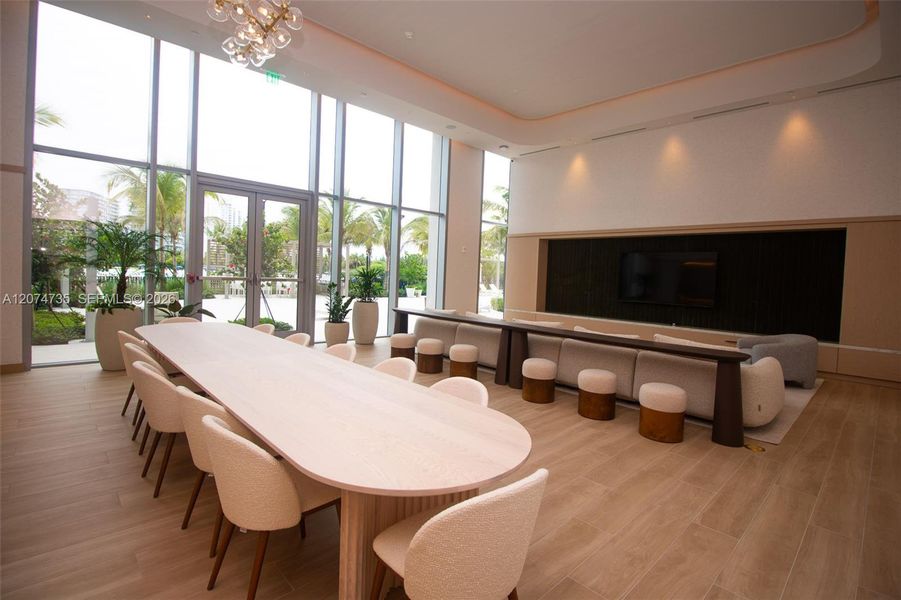 Community amenities in , North Miami (Image 39).