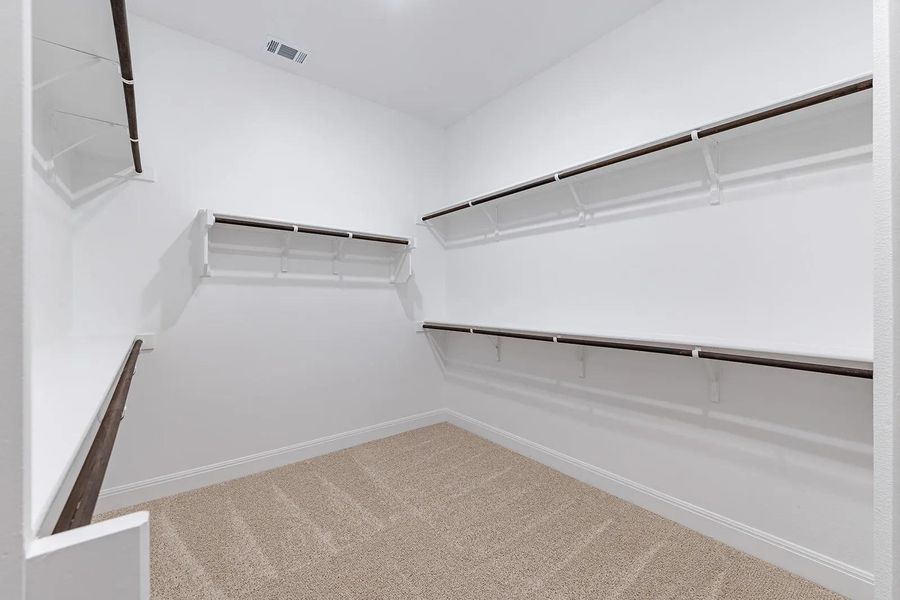 Spacious, unfurnished interior of a new home in Parmer Ranch 60, Georgetown (Image 15).