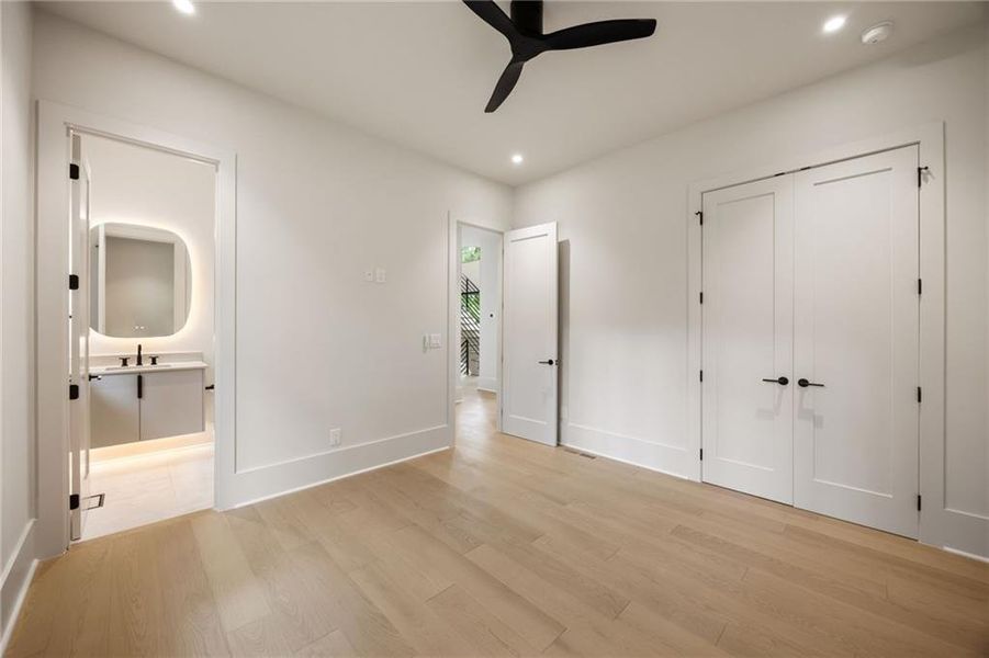 Spacious, unfurnished interior of a new home in , Atlanta (Image 60).