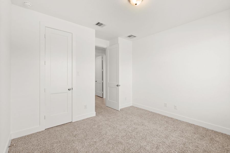 Spacious, unfurnished interior of a new home in Elyson, Katy (Image 22).