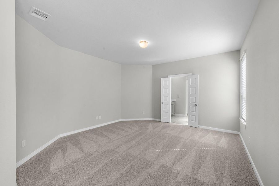 Spacious, unfurnished interior of a new home in Beacon Hill, Waller (Image 18).