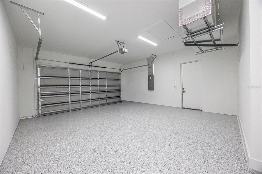 Spacious, unfurnished interior of a new home in , North Port (Image 37). Spacious, unfurnished interior of a new home in , North Port (Image 37).