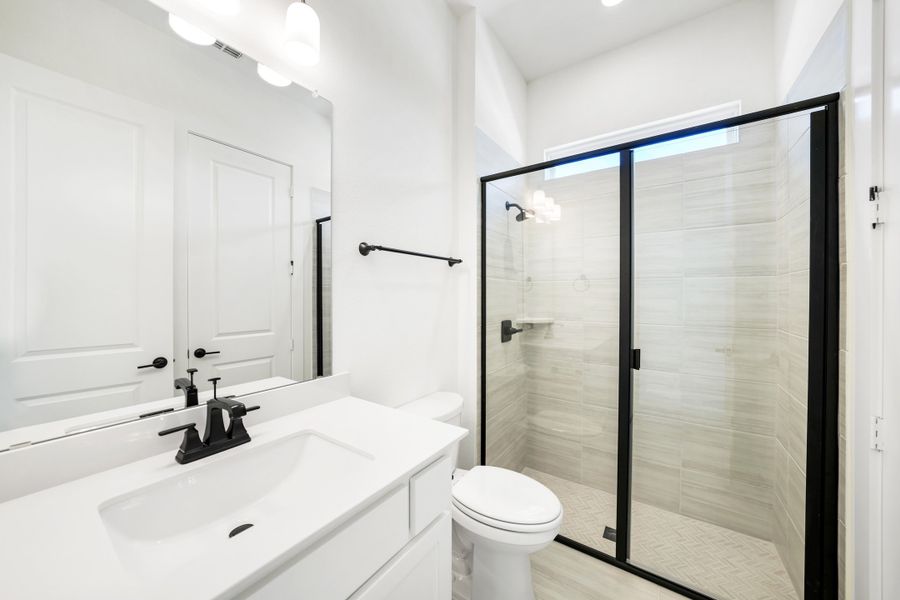 Furnished interior view inside a new home in Winding Creek, Rockwall (Image 13).