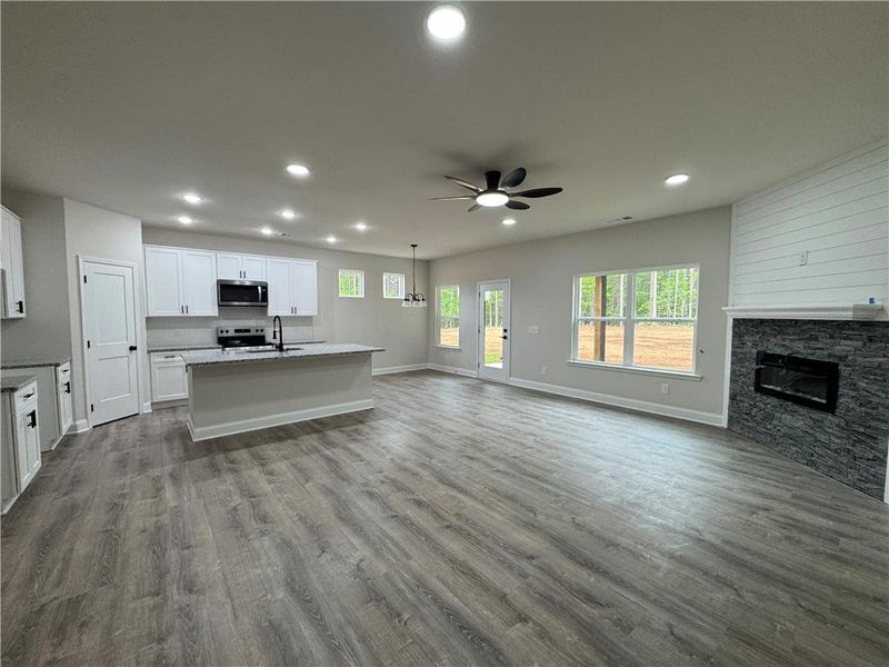 Spacious, unfurnished interior of a new home in , Toccoa (Image 15).