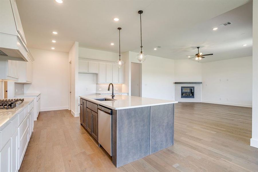 Furnished interior view inside a new home in Pecan Grove, Burleson (Image 19).