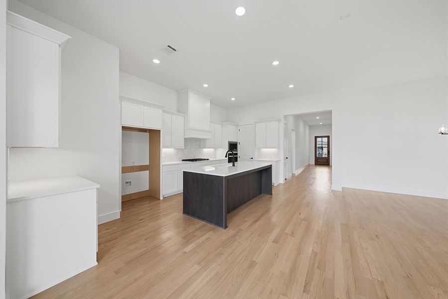 Furnished interior view inside a new home in Tavolo Park, Fort Worth (Image 9).
