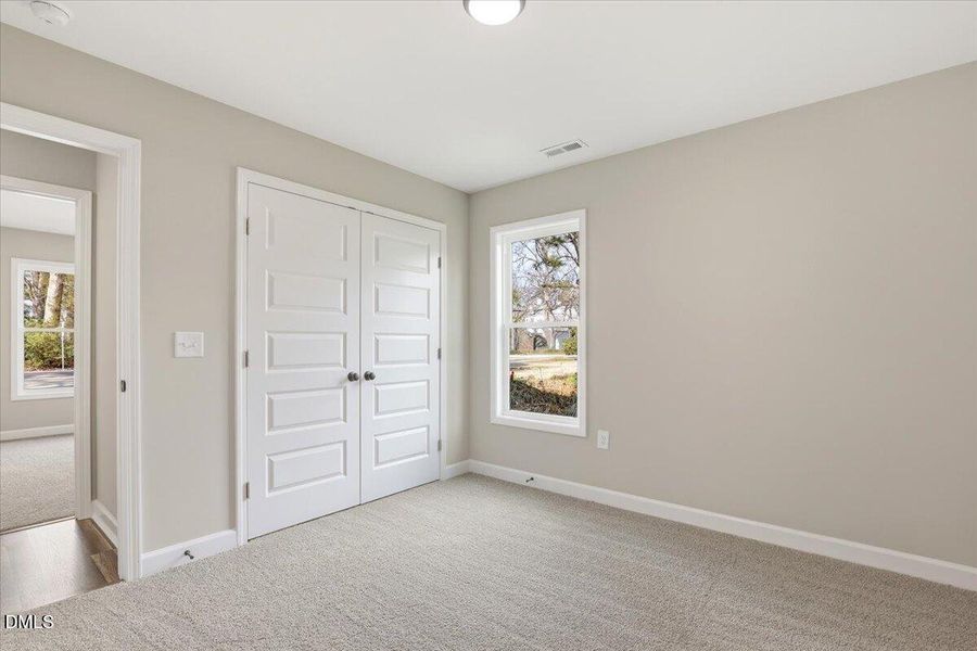22-102 E Pope Ave-22