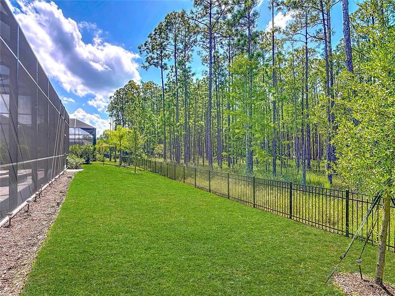 Exterior details and patio area of a home in , Ormond Beach (Image 20).
