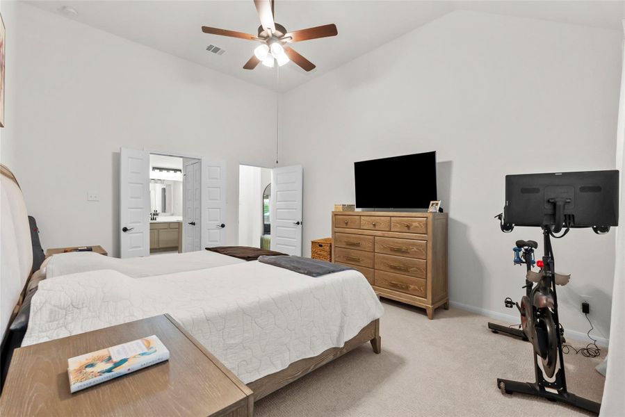 Furnished interior view inside a new home in The Commons at Sedona, League City (Image 28).