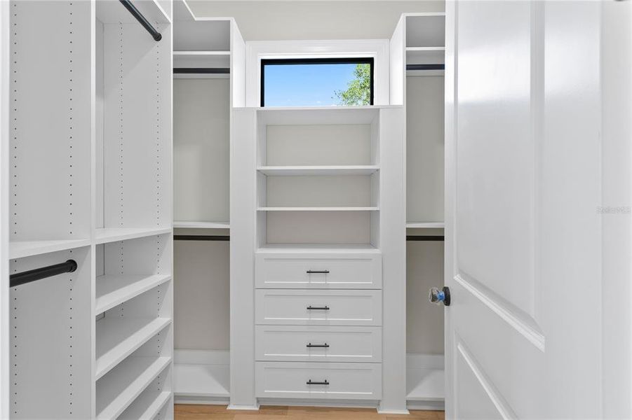 Image 82 of a home in .