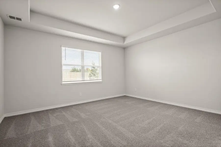Spacious, unfurnished interior of a new home in Sycamore Landing, Fort Worth (Image 12). Spacious, unfurnished interior of a new home in Sycamore Landing, Fort Worth (Image 12).