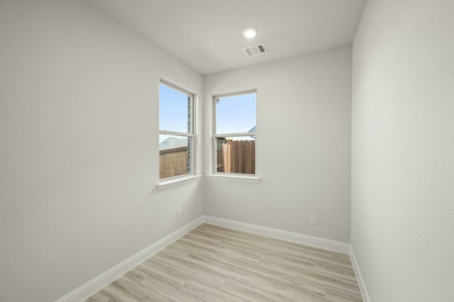 Spacious, unfurnished interior of a new home in Westside Preserve - 70ft. lots, Midlothian (Image 19). Spacious, unfurnished interior of a new home in Westside Preserve - 70ft. lots, Midlothian (Image 19).