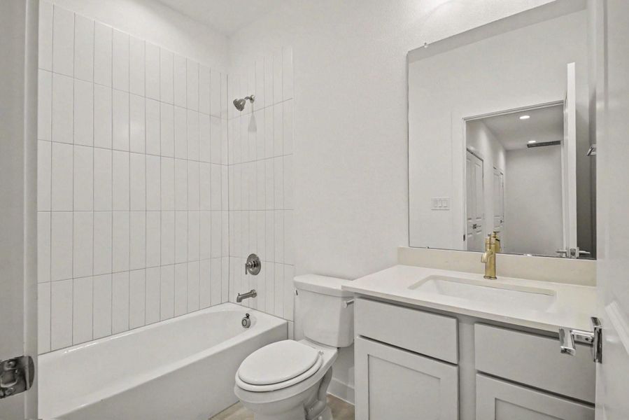 Furnished interior view inside a new home in , Houston (Image 8).