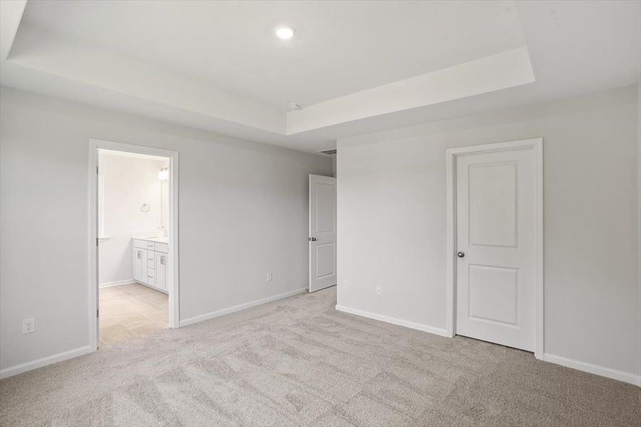 Spacious, unfurnished interior of a new home in Sweetbrier, Durham (Image 24).